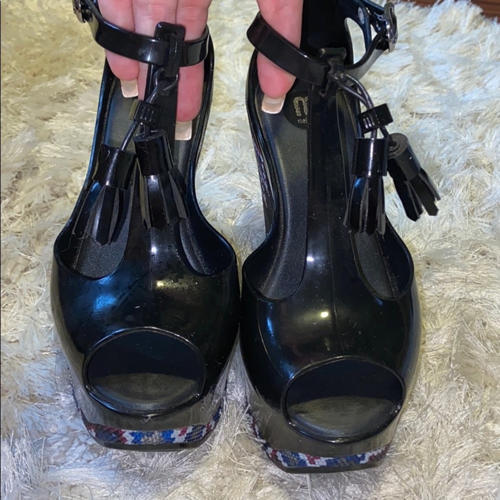 Melissa wedges